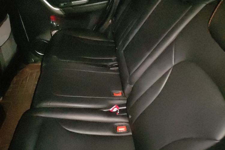 Used Haval H6 2015 Sport Edition 1.5T Automatic Two-Wheel Drive Luxury Model Left Rear Seat