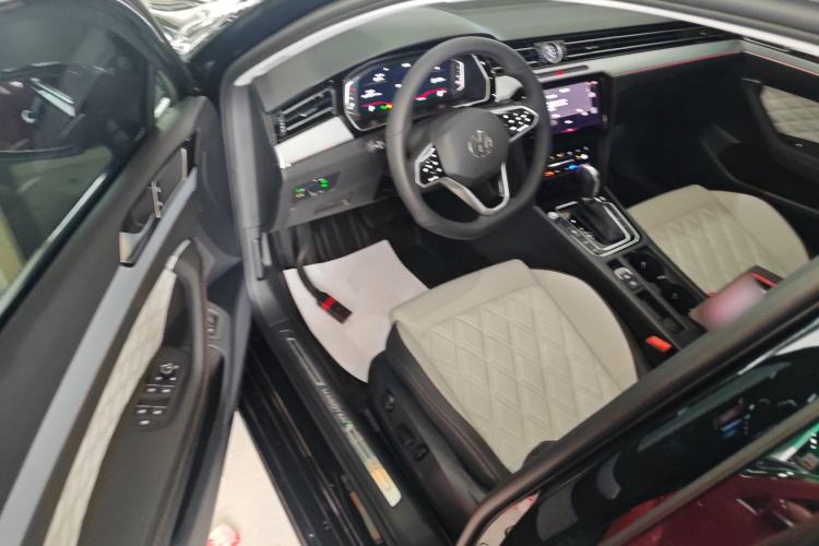 Used Volkswagen Magotan 2025 Revised Version 2 Zhongxiang Edition 330TSI DSG Luxury Trim Driver Seat