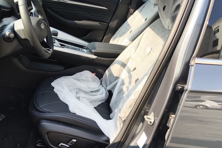 Used Geely Auto Preface 2025 Dongfang Yao 1.5TD Kunlun Edition
