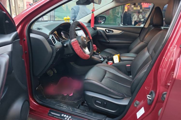 Used Nissan Qashqai 2021 2.0L CVT Luxury Edition Driver Seat