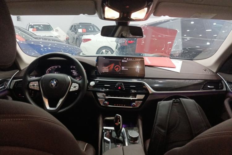 Used BMW 5 Series 2022 Second Facelift 525Li Luxury Package
