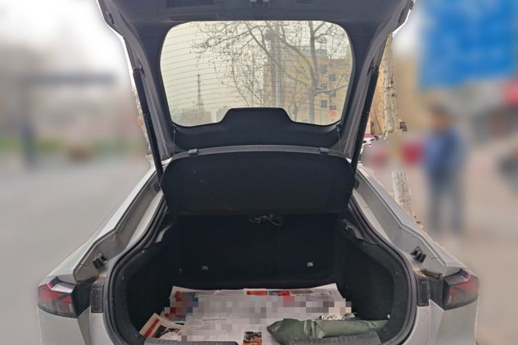 Used CHANGAN UNI-V 2023 1.5T Premium Model Trunk