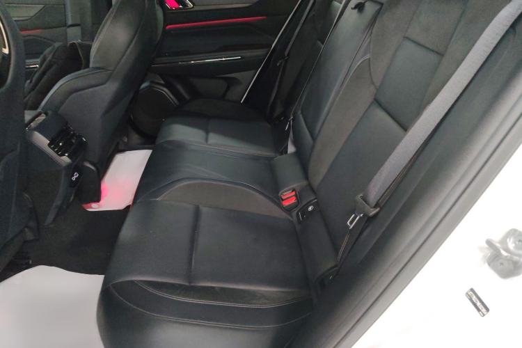 Used Lynk & Co 01 EM-P 2023 1.5TD EM-P PM Interior 4