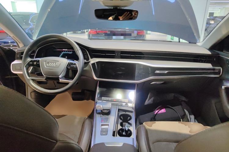 Used Audi A7L 2024 45TFSI S-line Dream-Building Edition Flow Crystal Package