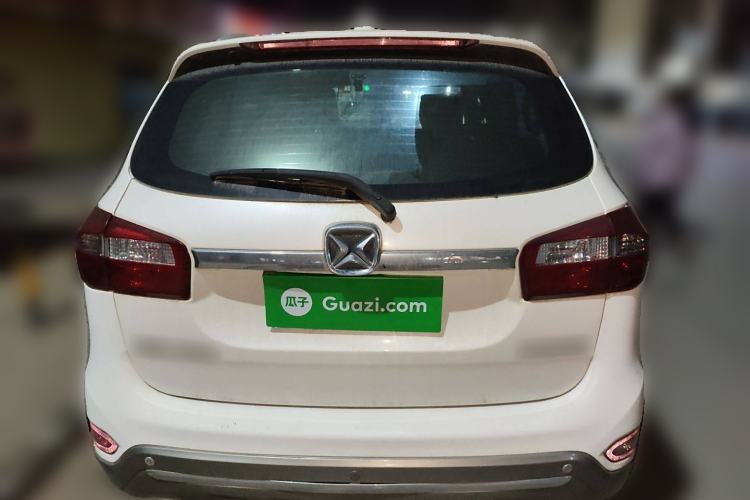 Used JMC Yusheng S350 2016 2.0T Automatic Two-Wheel Drive Gasoline Luxury Version with Sunroof 5 Seats
