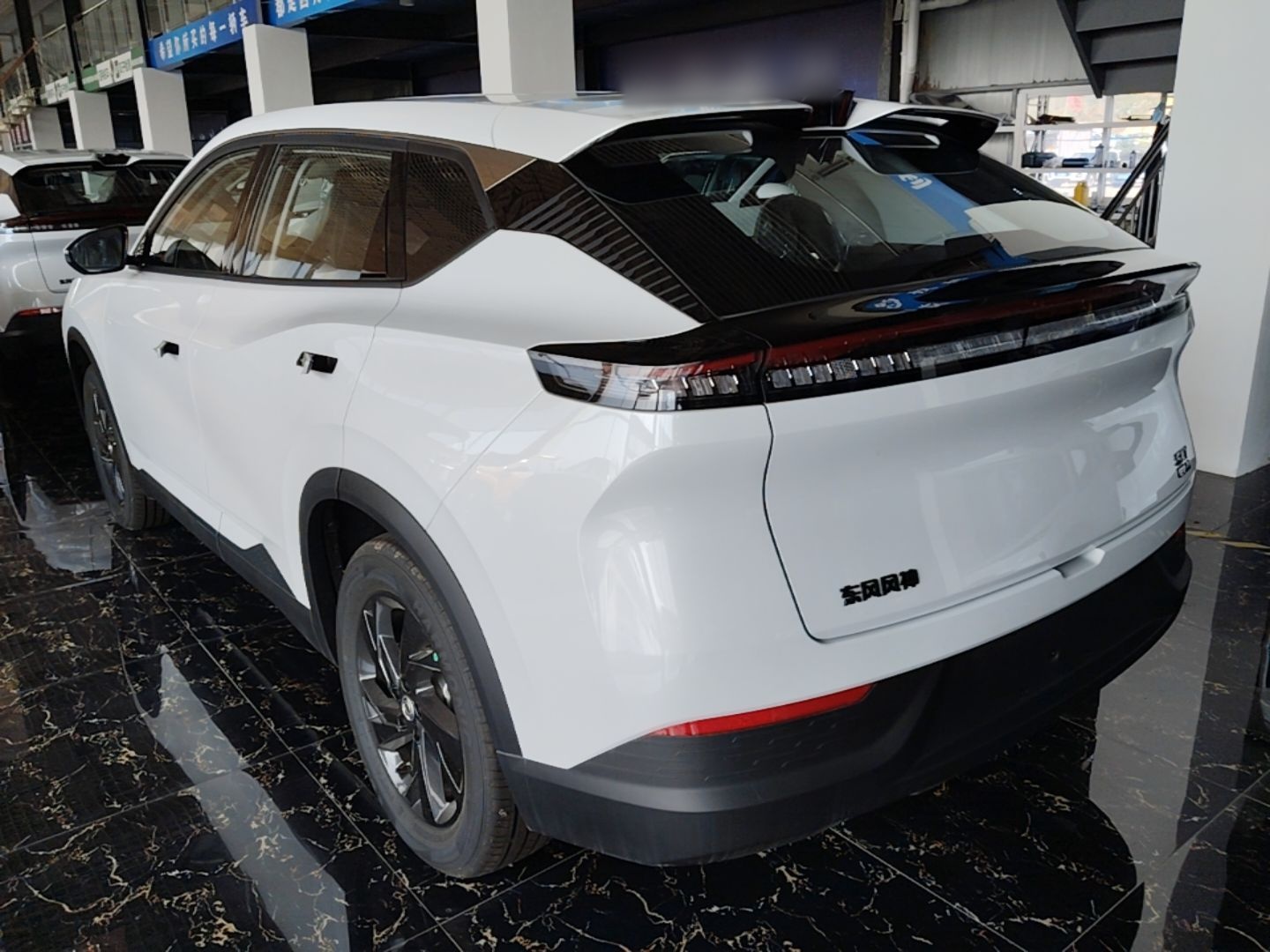 Dongfeng Aeolus SKY EV01 2025 530 km AIR Elite Edition — снимка 4
