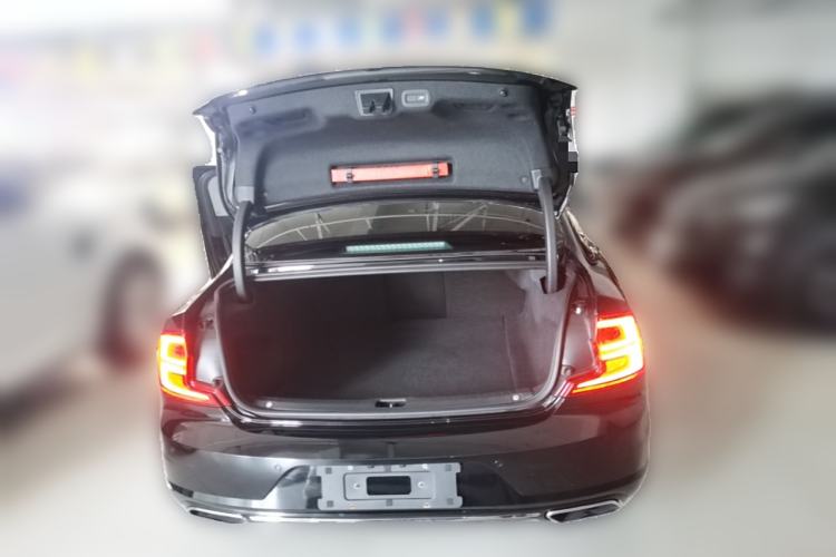 Used Volvo S90 2017 T5 Zhiyuan Edition