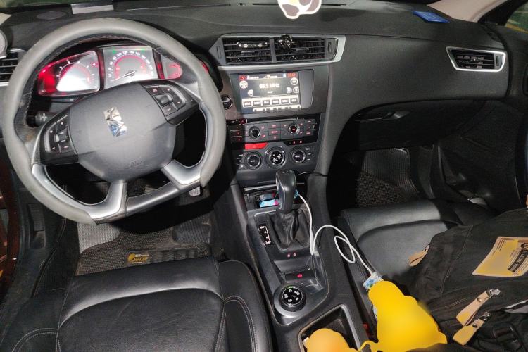 Used DS 6 2016 1.6T Luxury Edition THP160