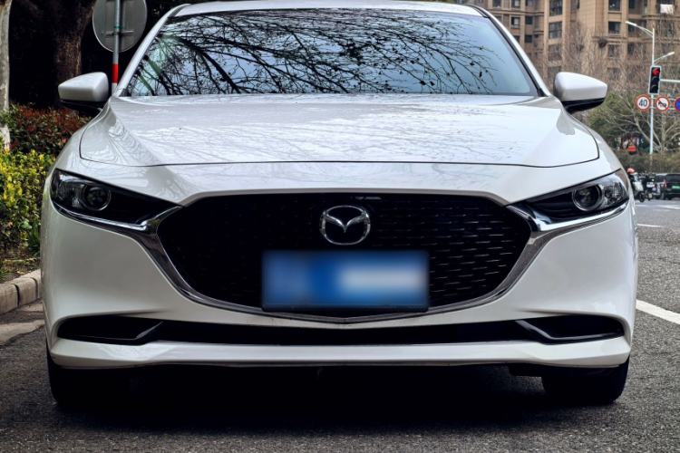 Used Mazda 3 Axela 2023 2.0L Automatic Zhiya Edition Exterior 3