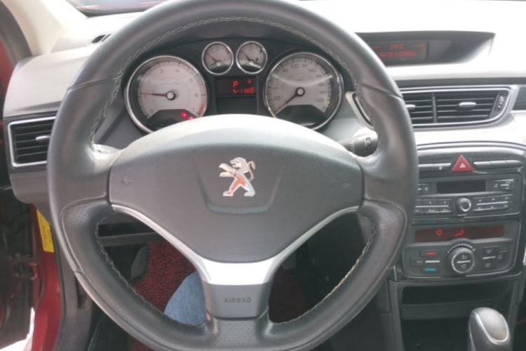 Used Peugeot 308 2014 Enjoyment Edition Classic 1.6L Automatic Fashion Model Steering Wheel