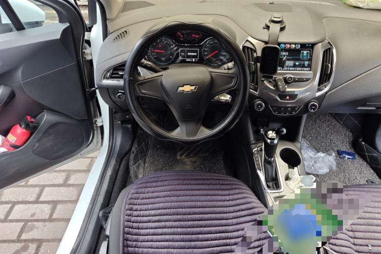 Used Chevrolet Cruze 2017 1.5L Automatic Pioneer Sunroof Edition