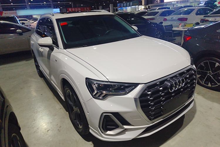 Used Audi Q3 2022 35 TFSI Fashion Dynamic Model
