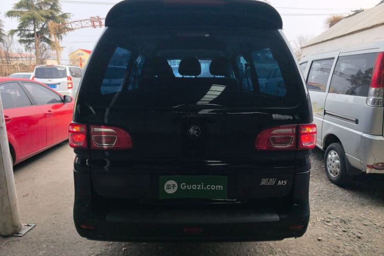 Used FORTHING Lingzhi 2022 M5 1.6L Practical Model 5 Seats