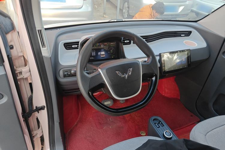 Used Wuling Hongguang MINIEV 2021 Macaron Premium Model – Lithium-NMC
