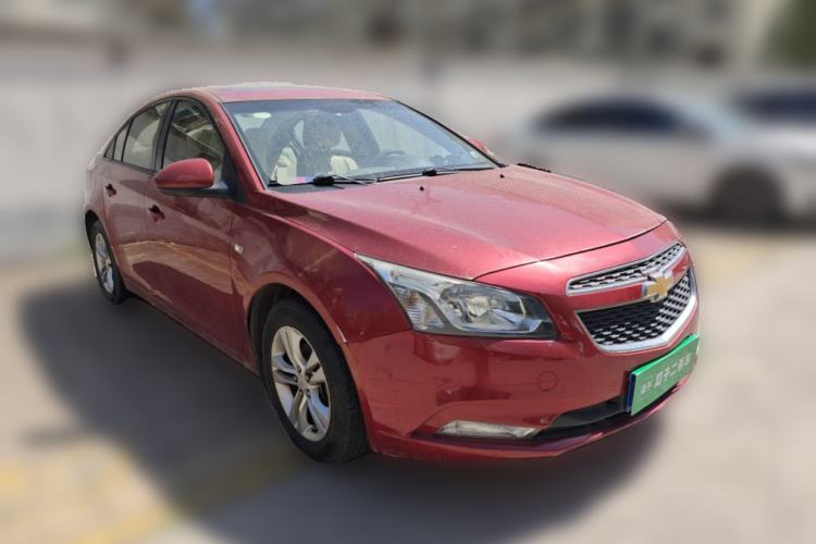 Used Chevrolet Cruze 2015 1.5L Classic SE AT Front Right 45 Deg