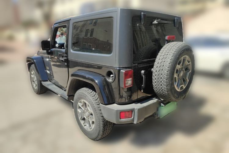 Used Jeep Wrangler 2013 3.6L Sahara two-door model