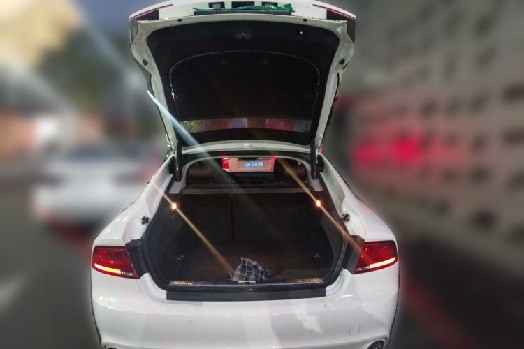 Used Audi A7 2013 30 FSI Standard Edition Trunk