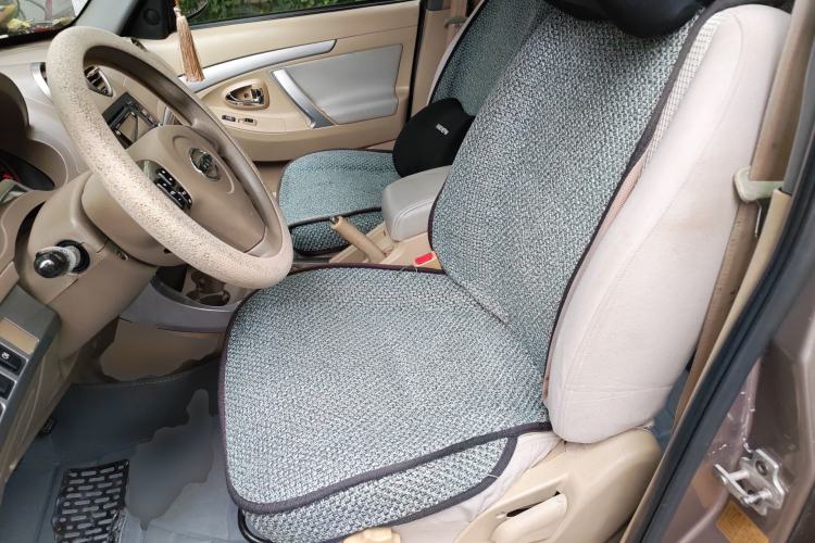 Used Jonway A380 2012 Revised Version 1.6L Manual Standard Edition Left Front Seat