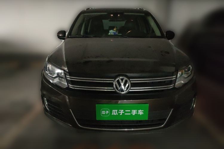 Used Volkswagen Tiguan 2015 1.8TSI Automatic All-Wheel-Drive Luxury Model
