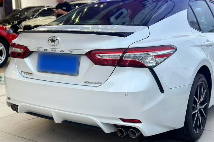 Used Toyota Camry 2021 2.0S FENGSHANG Edition Exterior 4