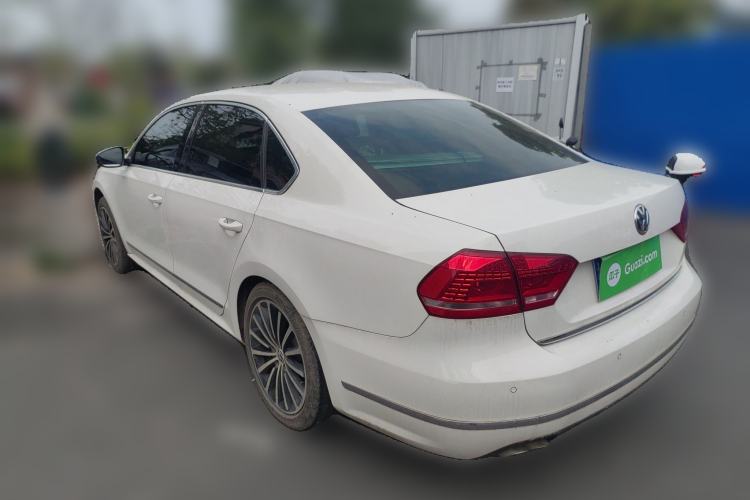 Used Volkswagen Passat 2014 1.8TSI DSG Prestige Navigation Edition
