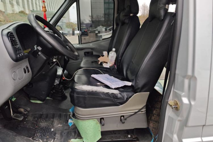 Used Ford Classic Transit 2015 2.8T Diesel Multi-Function Vehicle Short Wheelbase 6-Seater Mid-Roof Edition JX493ZLQ4