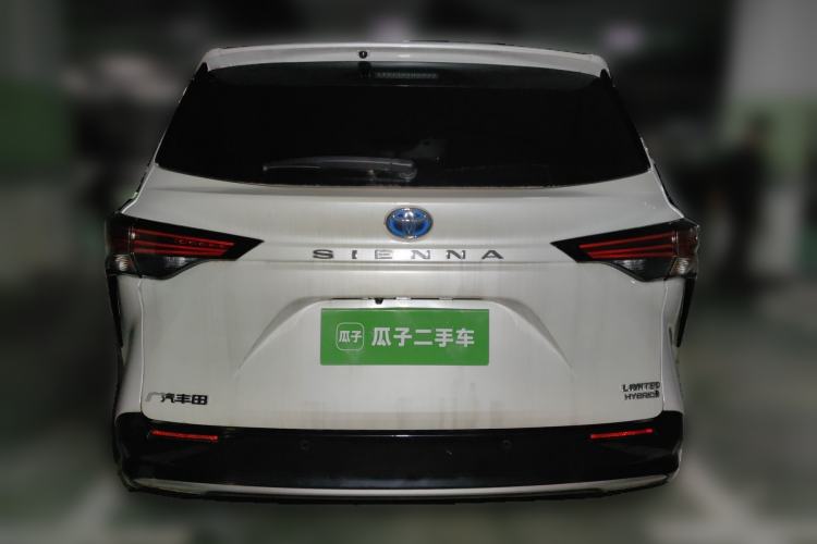 Used Toyota SIENNA 2021 2.5L Hybrid Premium Edition Rear