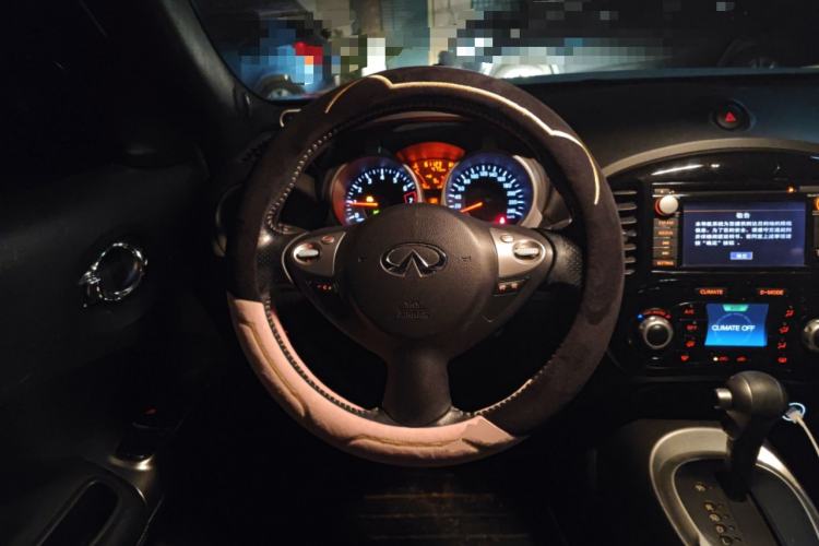 Used Infiniti ESQ 2014 1.6L Luxury Edition