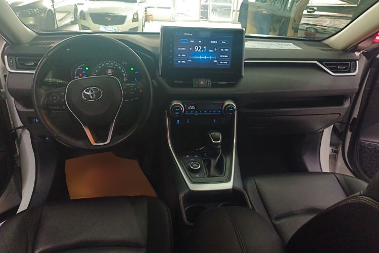 Used Toyota RAV4 2020 Dual-Engine 2.5L E-CVT 4x4 Elite PLUS Edition
