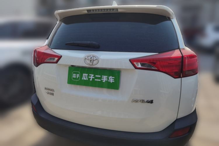 Used Toyota RAV4 2015 2.0L CVT Two-Wheel Drive Urban Edition
