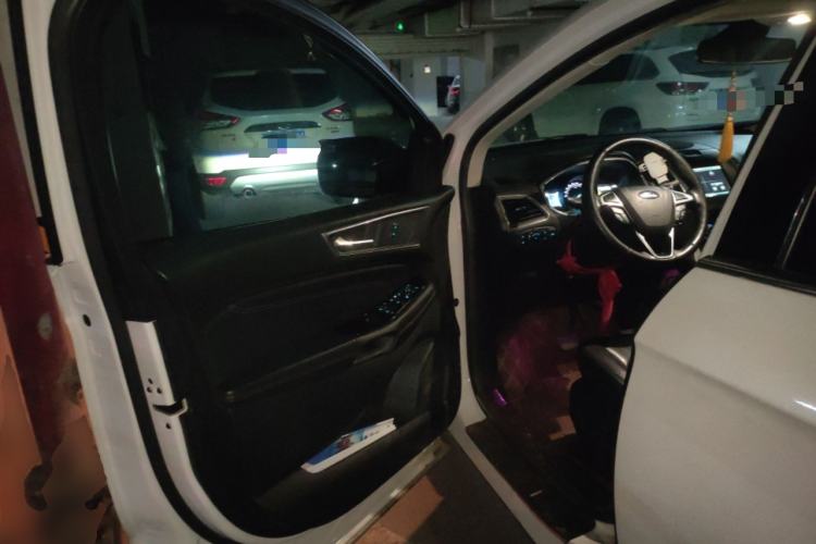 Used Ford Edge 2015 2.0T GTDi 4x4 High-Grade Model Driver Seat