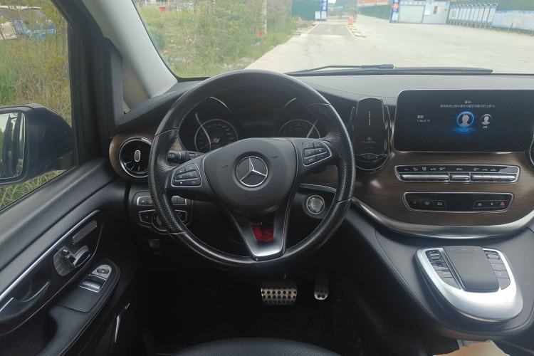 Used Mercedes-Benz V-Class 2020 V 260 L Long-wheelbase Luxury Edition Steering Wheel