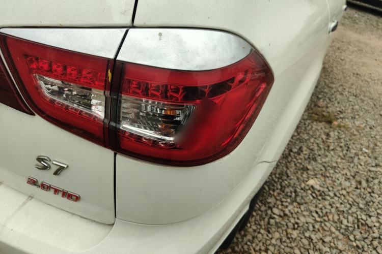 Used BYD S7 2015 2.0T Upgraded Automatic Luxury Version
