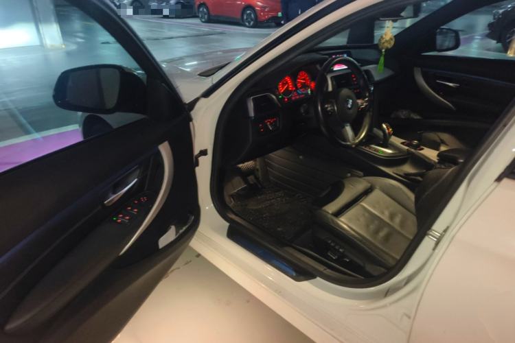 Used BMW 3 Series 2019 320i M Sport Package
