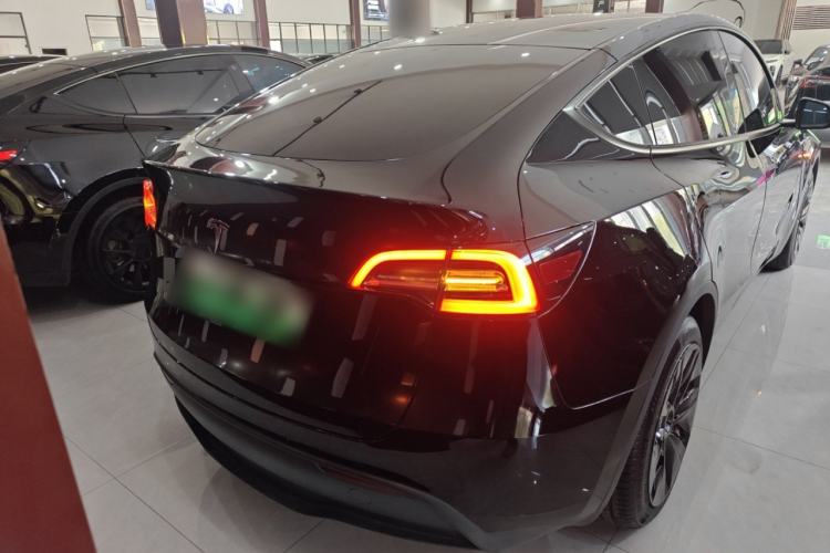 Used Tesla Model Y 2021 Standard Range Rear-Wheel Drive Version