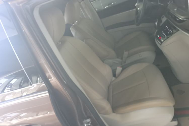 Used Buick GL8 2021 Land Cruiser Executive Class 652T Comfort Model