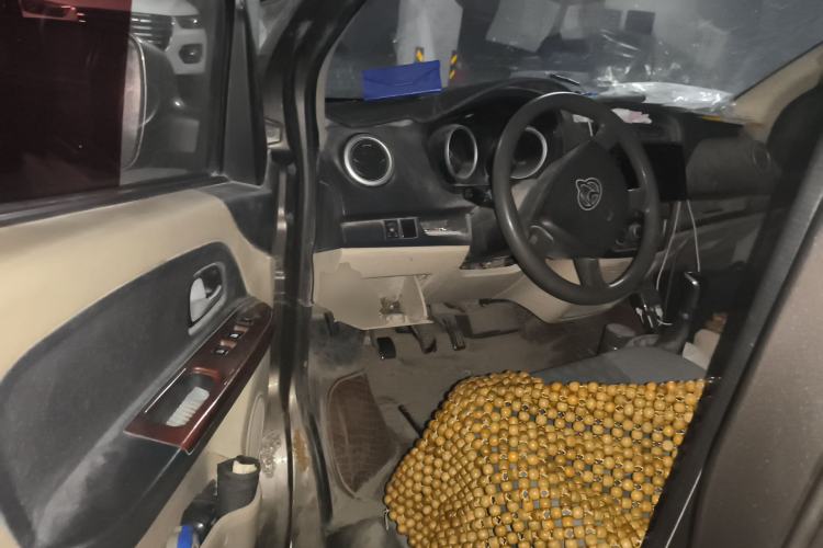 Used CHANGAN KAICHENG Ruixing M80 2014 1.5L CNG Comfort Model 4G15S
