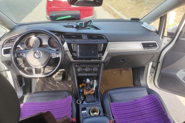 Used Volkswagen Touran 2018 Volkswagen Touran L 280TSI DSG Comfort Edition 6-seater