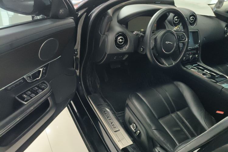 Used Jaguar XJ 2016 XJL 3.0 SC Two-Wheel-Drive Elegant Business Edition
