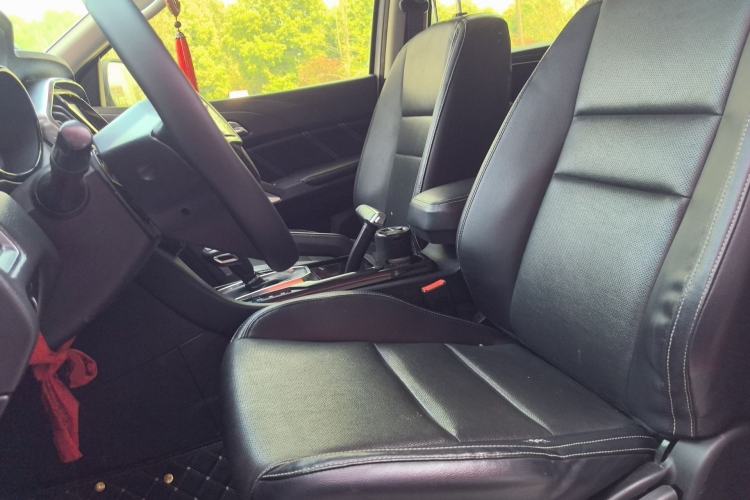 Used JMC Yusheng S350 2016 2.0T Automatic Two-Wheel Drive Gasoline Luxury Edition 5 Seats Left Front Seat