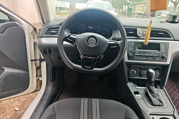 Used Volkswagen Lamando 2017 230TSI DSG Fashion Edition Steering Wheel