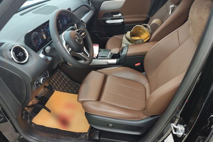 Used Mercedes-Benz GLB 2023 GLB 200 Dynamic Edition Left Front Seat