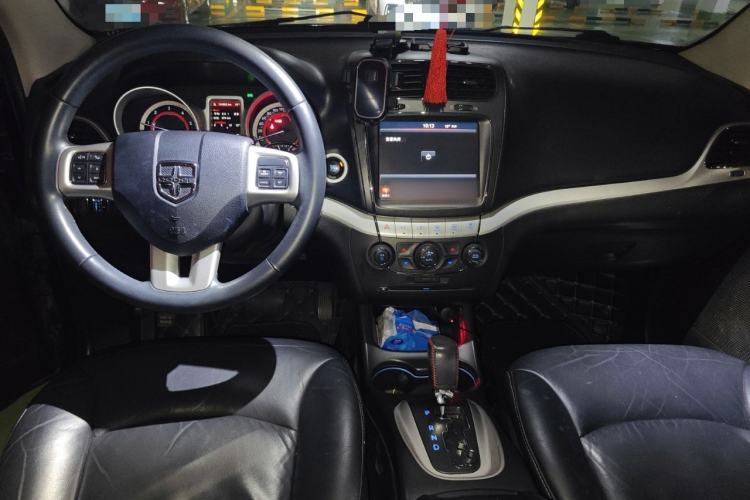 Used Dodge Journey 2015 2.0TD Four-Wheel Drive Luxury Edition
