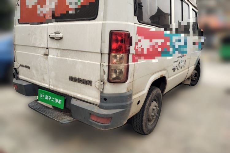 Used Iveco Daily 2012 2.5T-A35 Logistics Version 1 Mid-Roof
