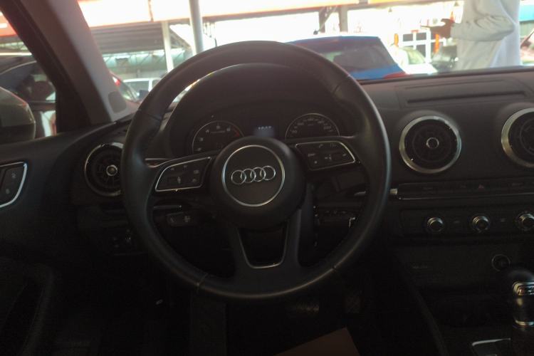 Used Audi A3 2020 Limousine 35 TFSI Fashion Edition China VI Emission Standard
