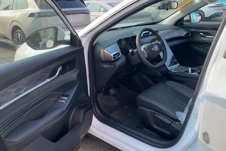 Used Dongfeng Aeolus SKY EV01 2024 530 km PRO Elite Edition
