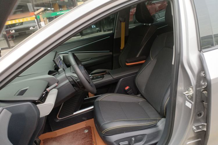 Used Toyota bZ5 2025 Model 550 PRO
