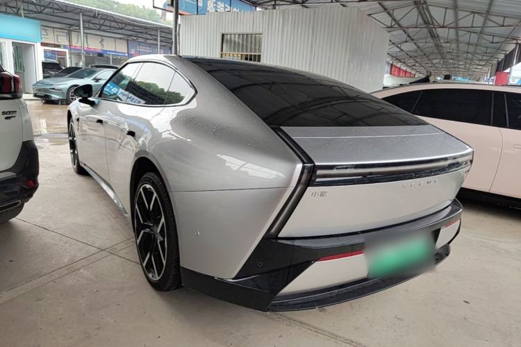 Used XPeng P7 2025 Model—750 All-Wheel-Drive High-Performance Ultra