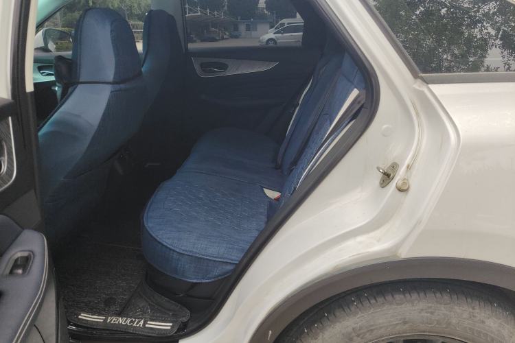 Used Venucia V 2023 260T Idol Edition Pro