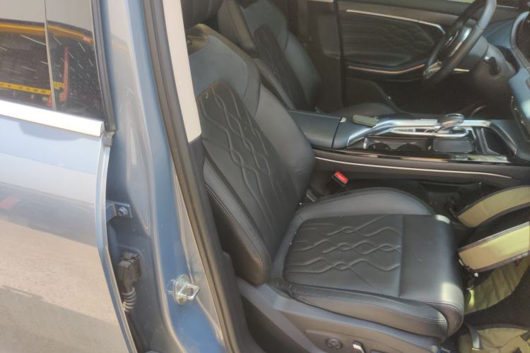 Used VOYAH FREE 2021 Four-Wheel Drive Standard Range-Extended Exclusive Luxury Package